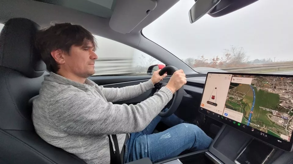 Tesla Model 3 po faceliftu