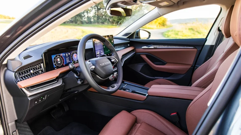 Škoda Superb 2.0 TDI DSG 110 kW