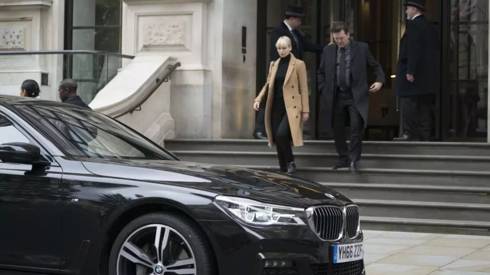 BMW 7 ve filmu Rudá volavka