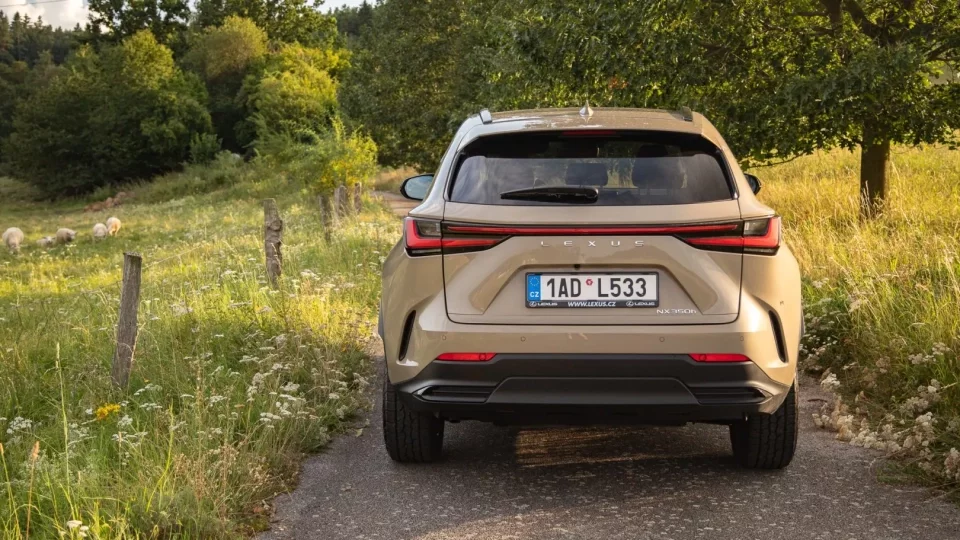 Lexus NX 350h Overtrail