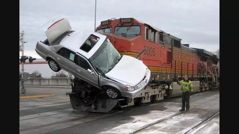 Train vs. Car Crash test