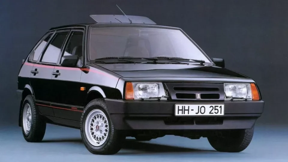 Lada Samara