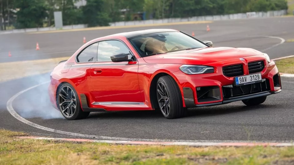 BMW M2