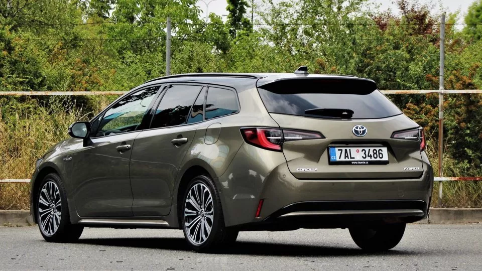 Toyota Corolla Touring Sports