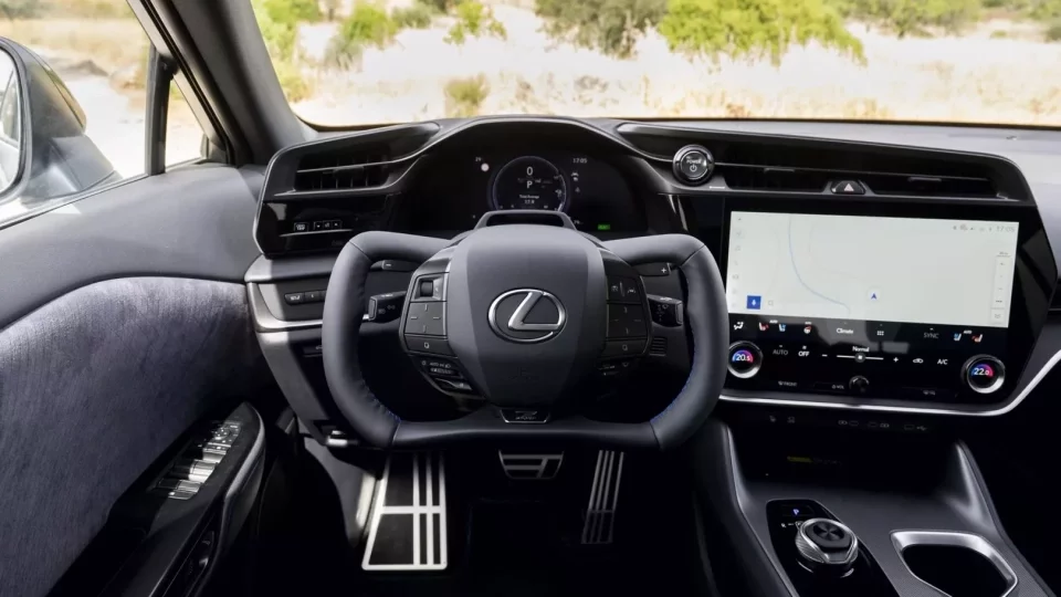 Lexus RZ