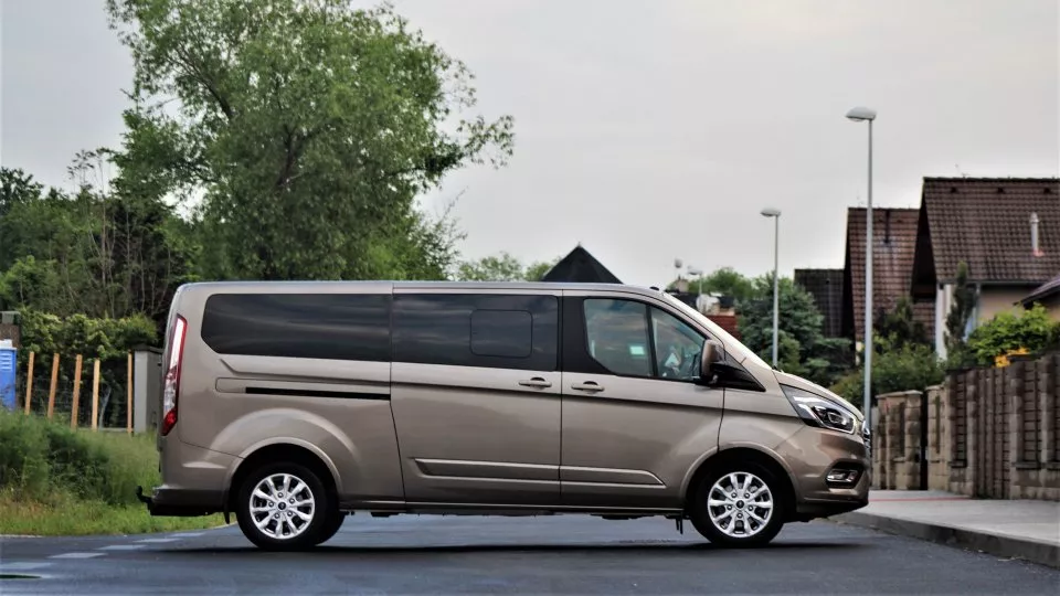 Ford Tourneo Custom