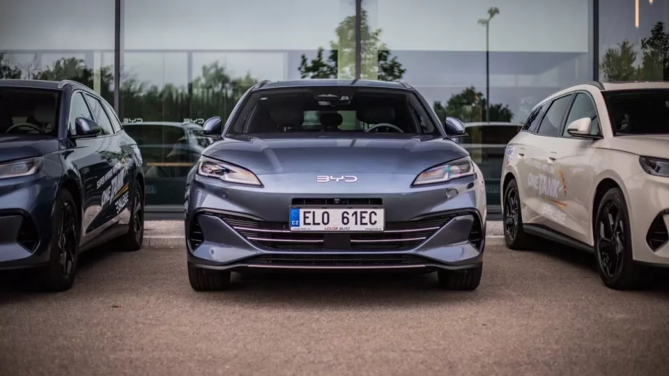 BYD Seal 6 DM-i Touring