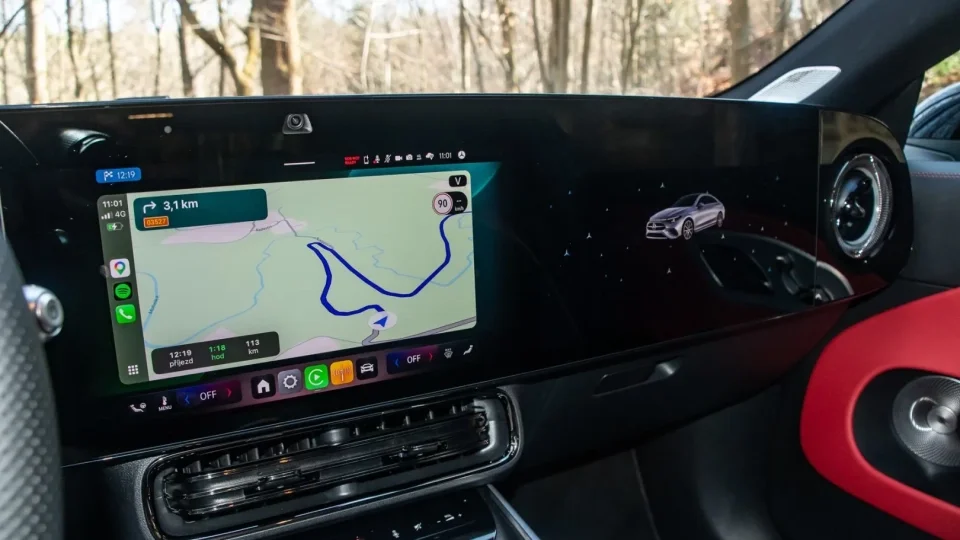 Test Mercedes-Benz CLA hybrid