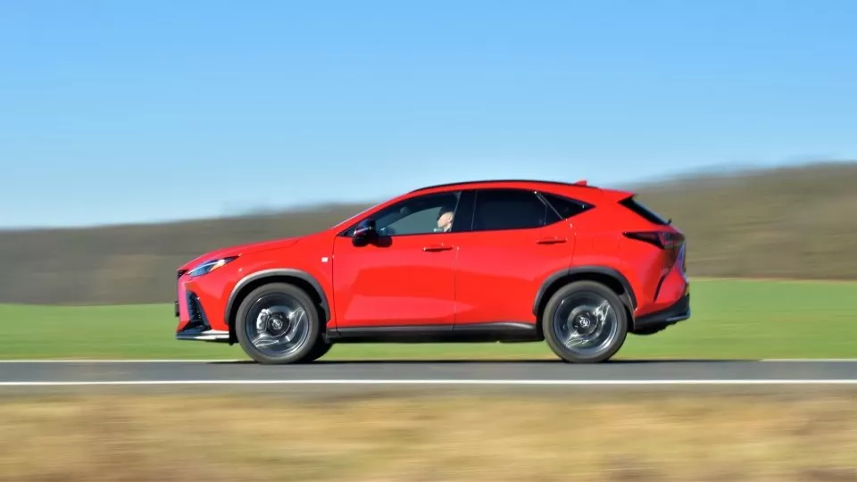 Lexus NX