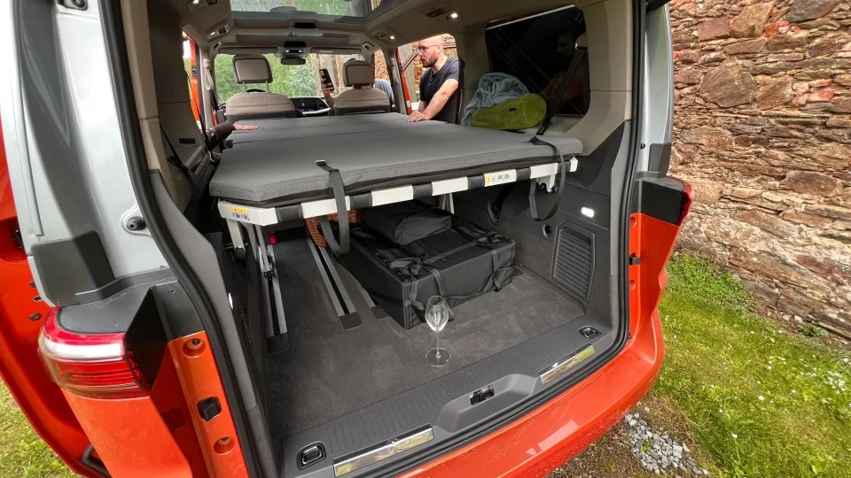 Volkswagen Multivan se spacím paketem