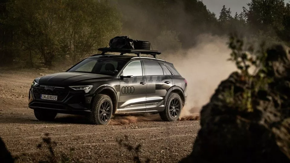 Audi Q8 e-tron Dakar Edition