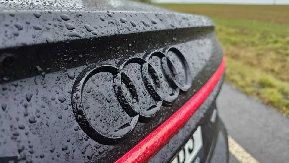 Audi A8 60 TFSI e quattro