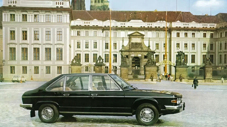 Tatra 613