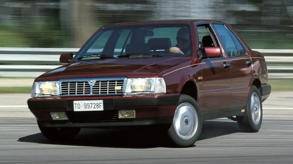 Lancia Thema 8.32