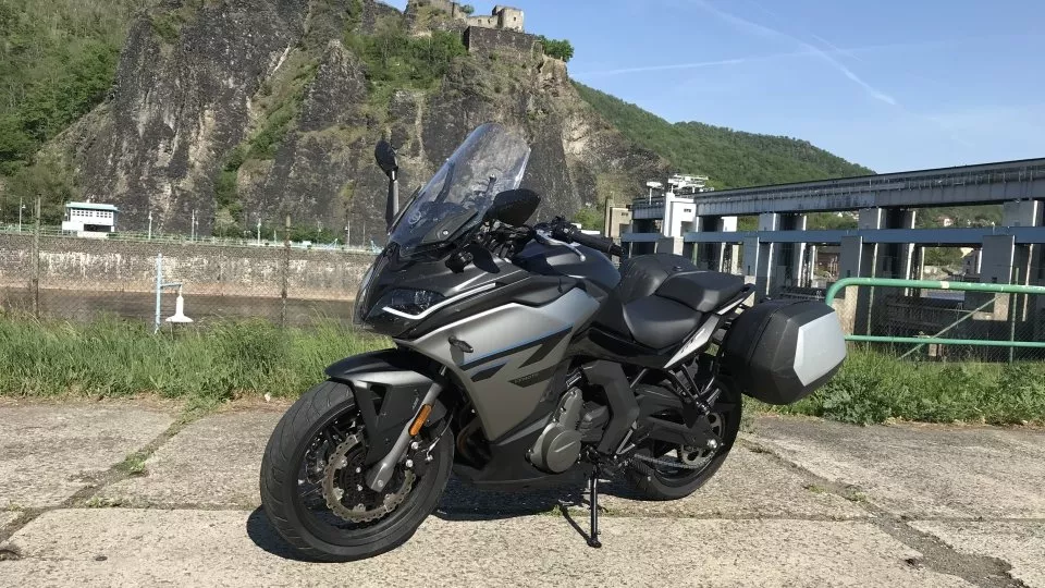 CFMOTO 650GT