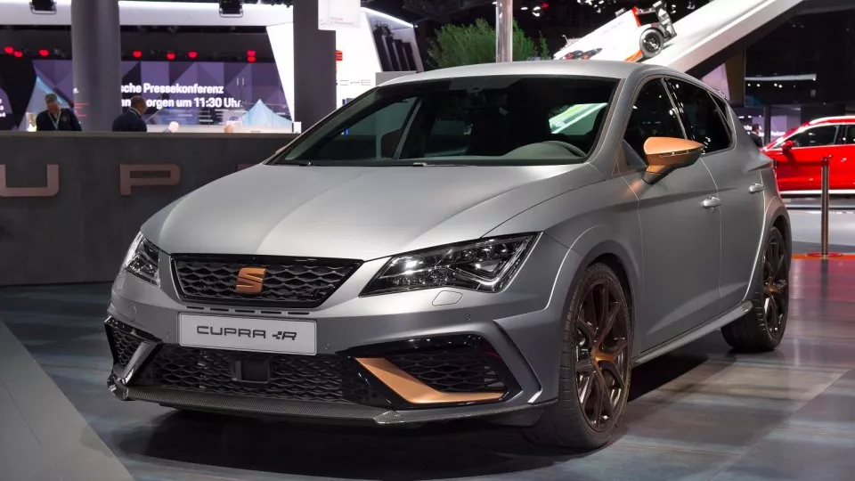 SEAT Leon Cupra R