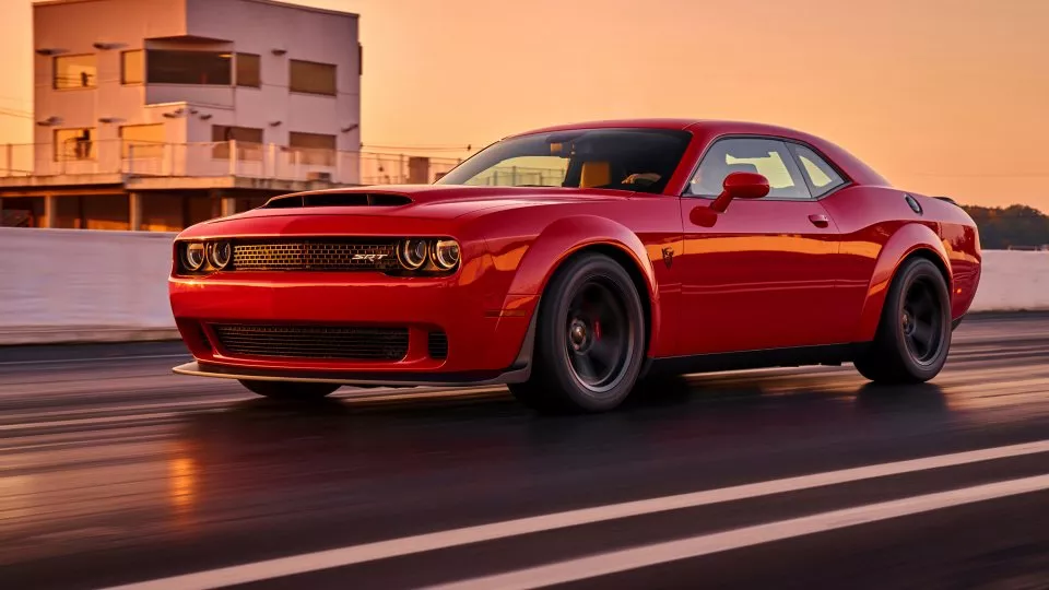 Dodge Challenger Demon nabízí spoustu muziky za má