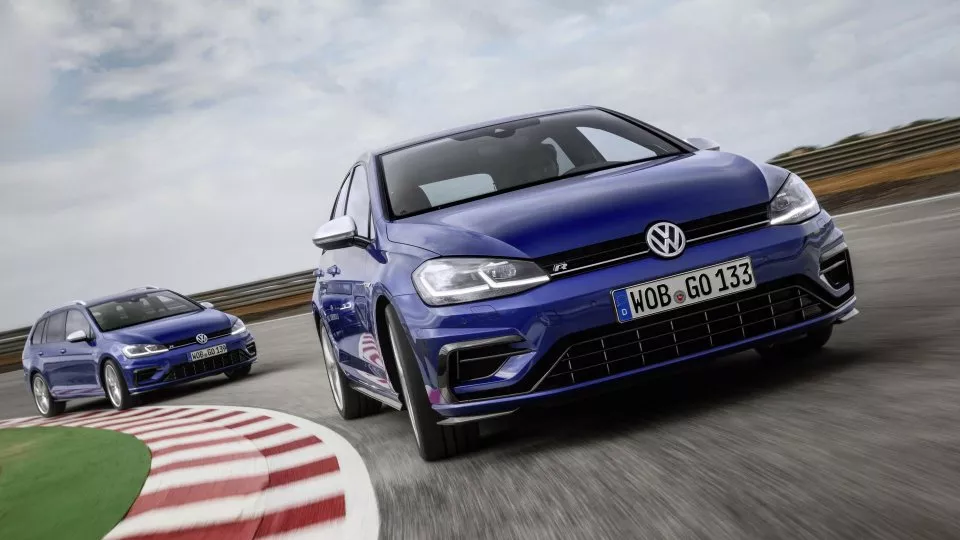 Volkswagen Golf R Performance