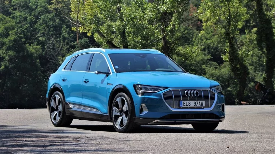 Audi e-tron