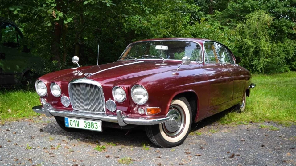 Jaguar Mark X