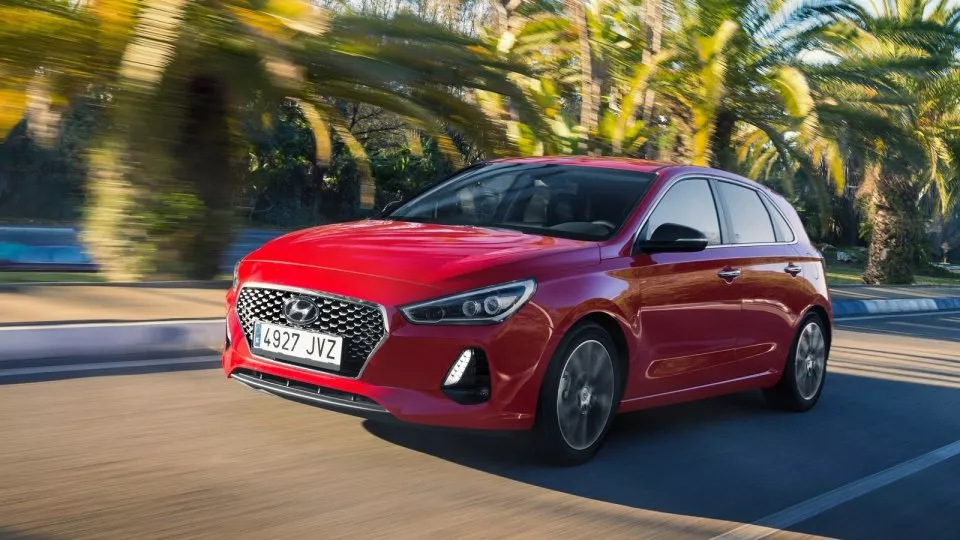 Hyundai i30 (růst z 6. na 4. pozici)