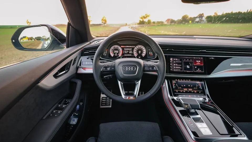 Audi Q8