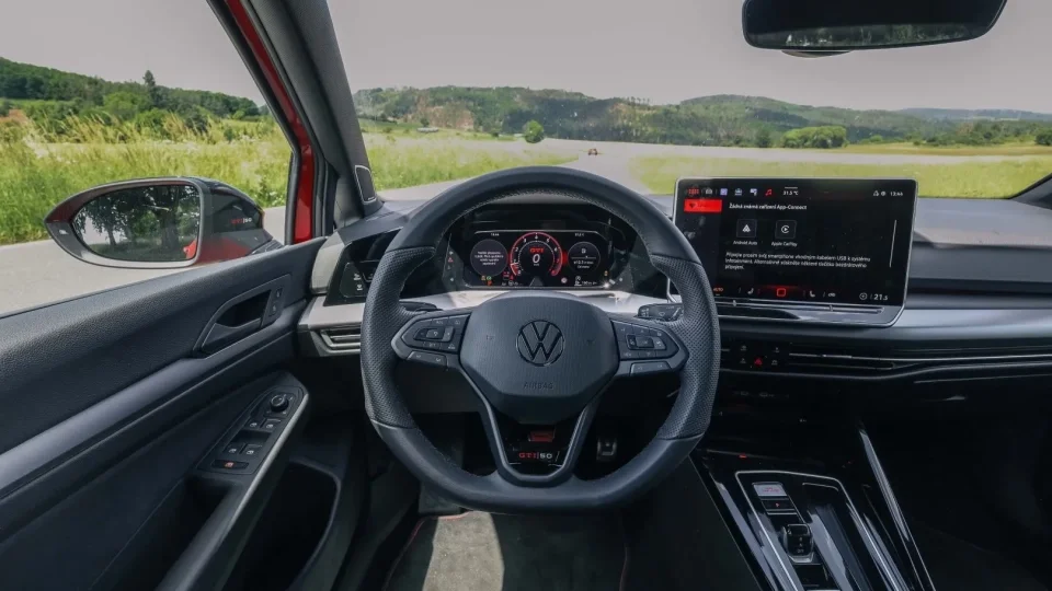Volkswagen Golf GTI Edition 50