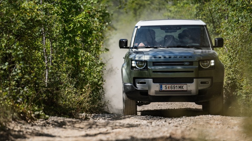 Land Rover Defender