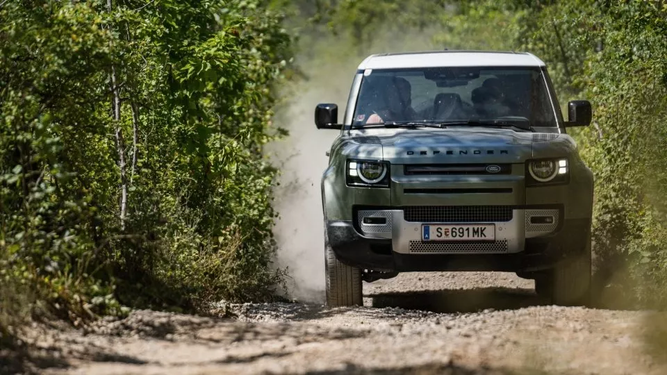 Land Rover Defender