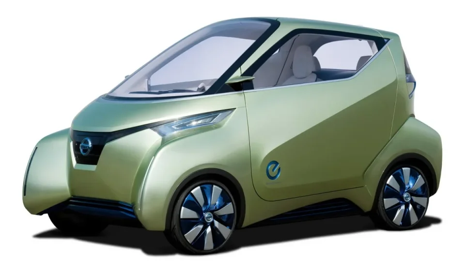 Nissan Pivo 3