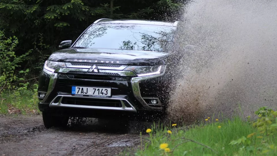 Mitsubishi Outlander PHEV