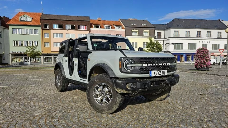 Ford Bronco