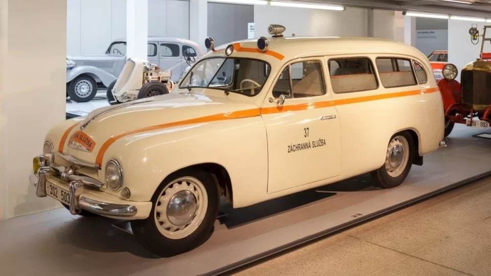 Škoda 201 Ambulance (1957)