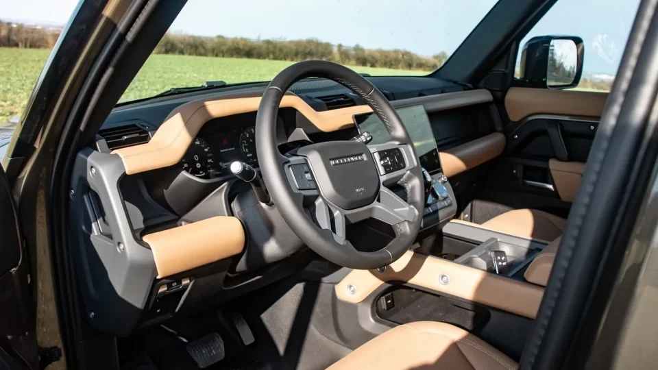 Test Land Rover Defender P300e