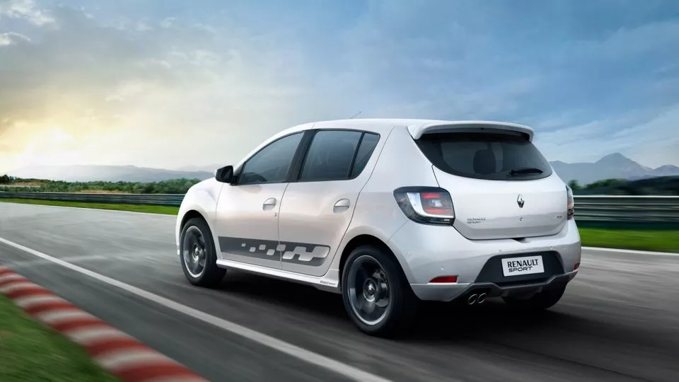 Renault Sandero RS, specialita pro Brazílii.