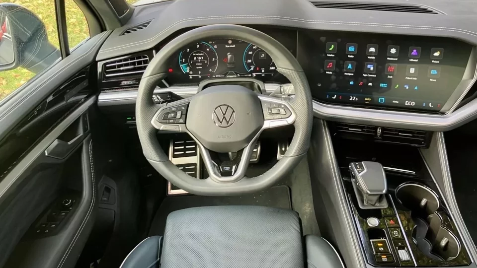 VW Touareg 3.0 TDI R-Line