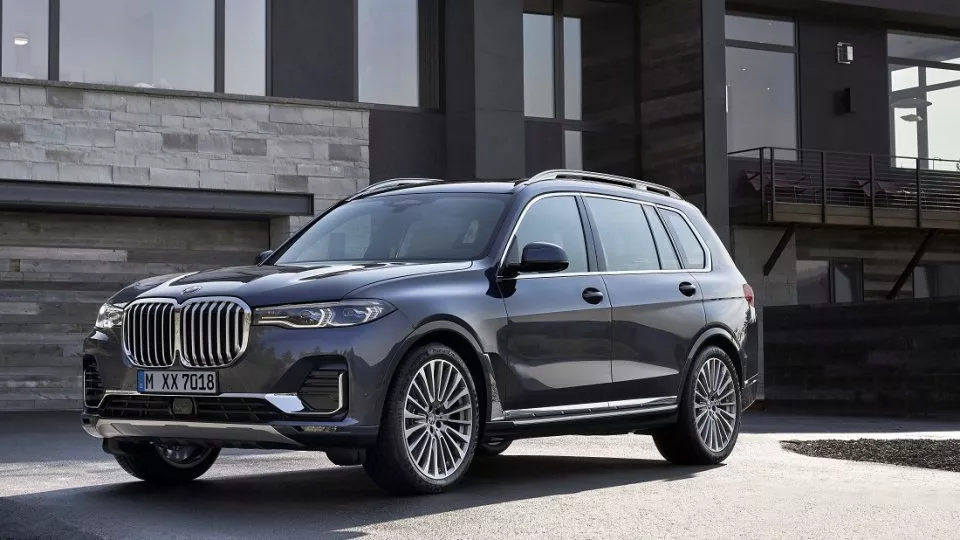 BMW X7