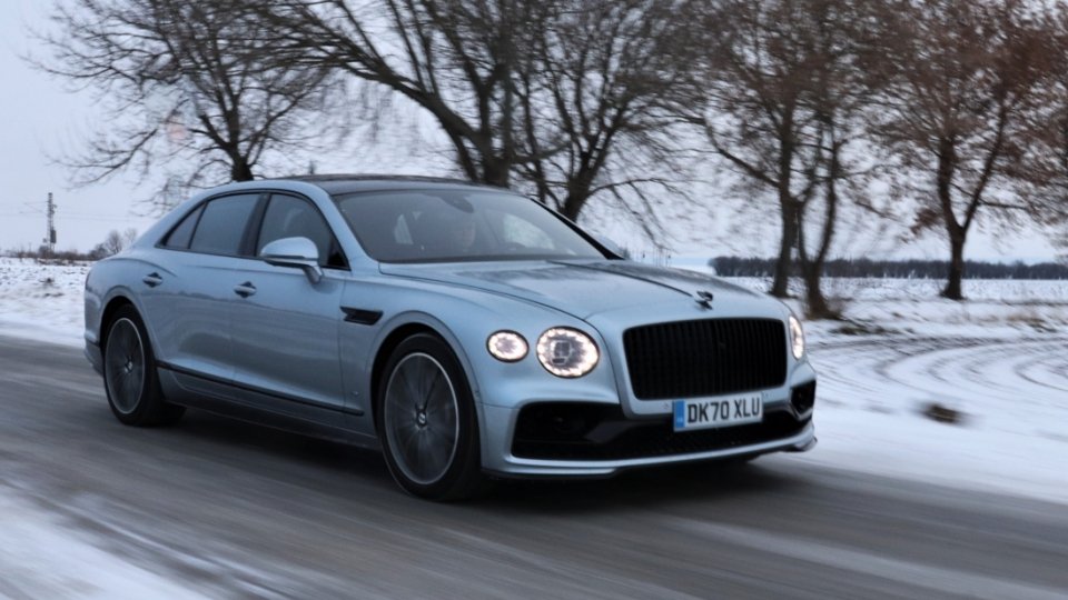 Bentley Flying Spur V8