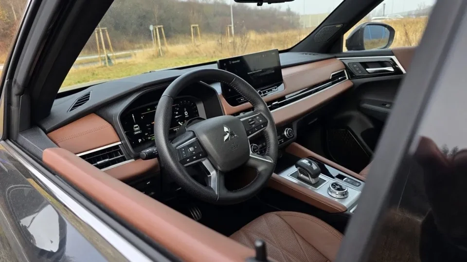 Mitsubishi Outlander PHEV