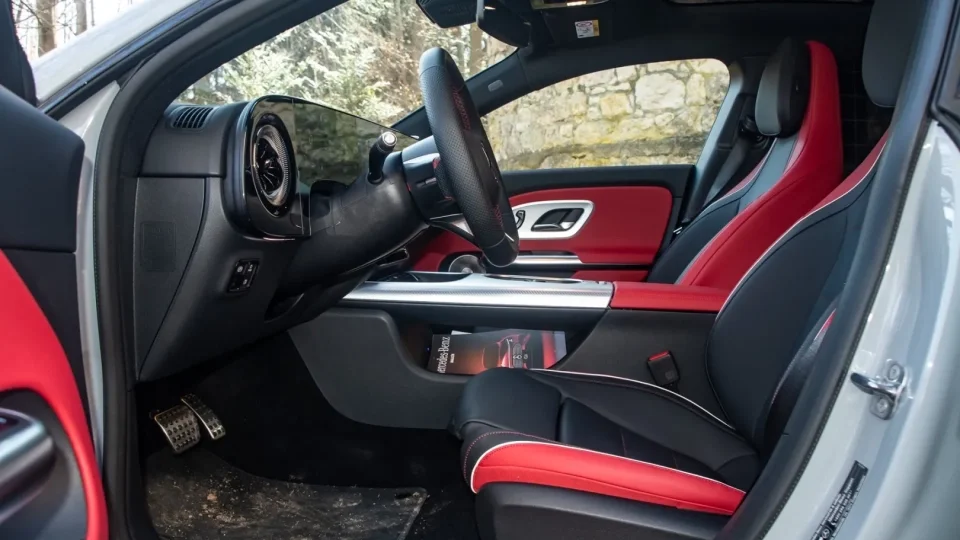 Test Mercedes-Benz CLA hybrid