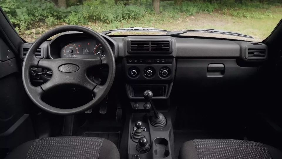 Lada Niva Legend