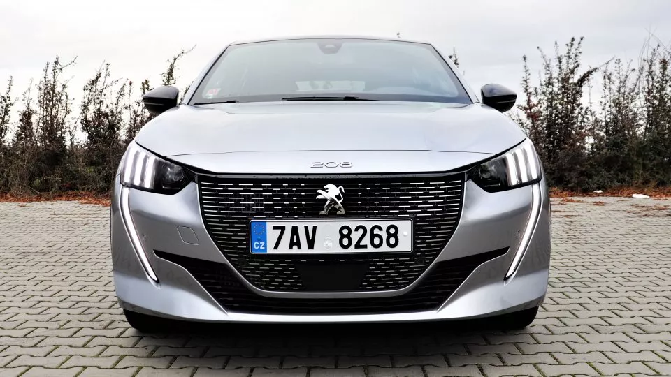 Peugeot 208 vs. Opel Corsa