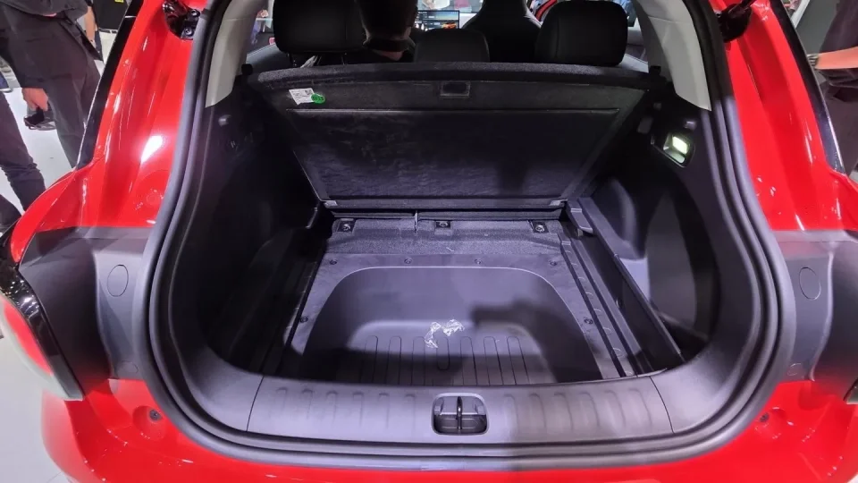 Leapmotor na autosalonu v Paříži