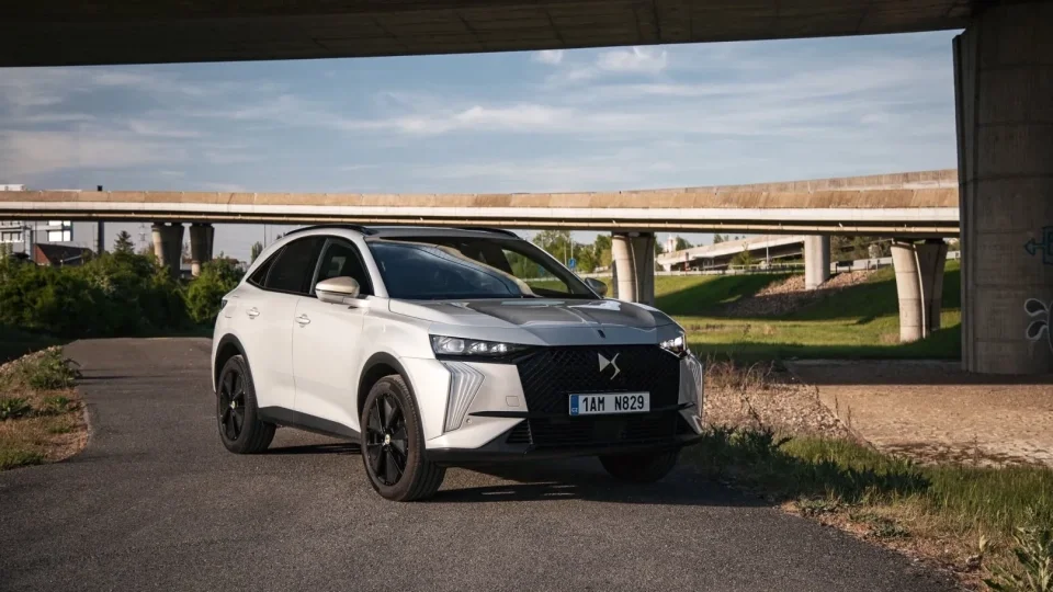 DS 7 Performance Line