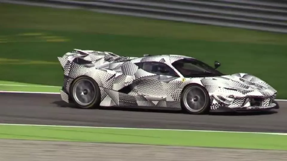 Ferrari FXX K Evoluzione v Monze