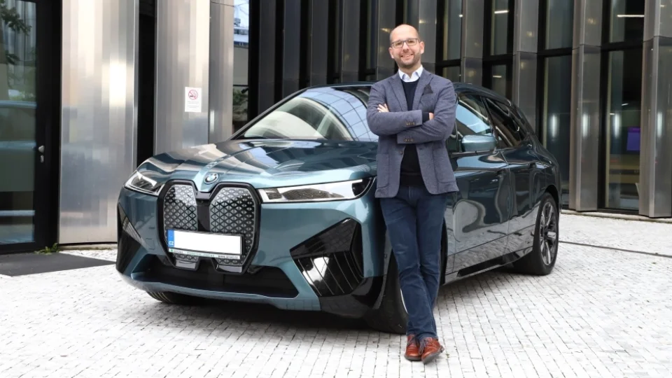 Flexibilní auta pro firmy i jednotlivce: Jak Arval připravuje Česko na elektromobilitu