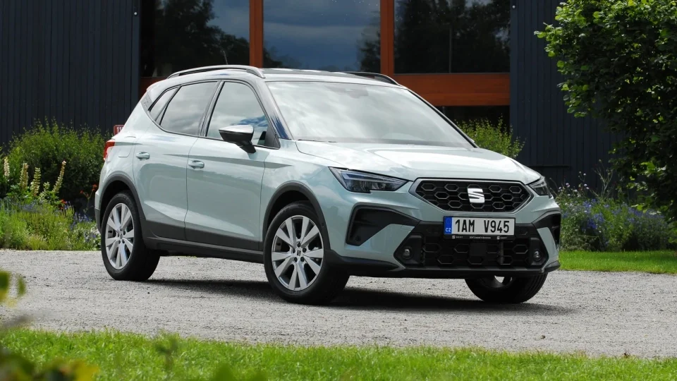 Seat Arona