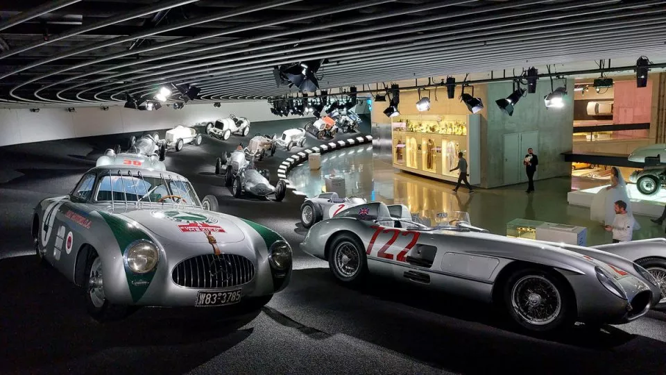 Mercedes-Benz Museum