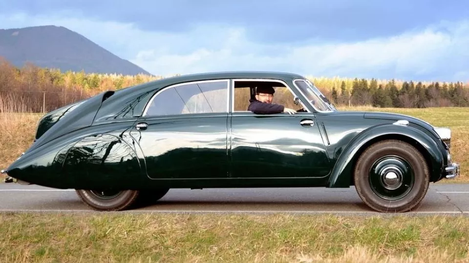 Tatra 77A