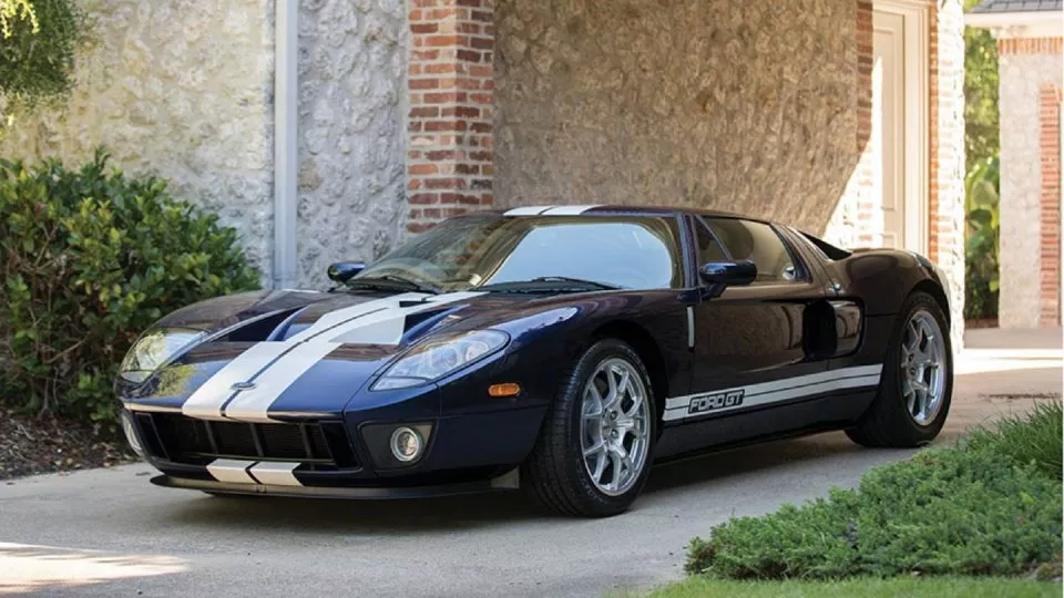 Ford GT